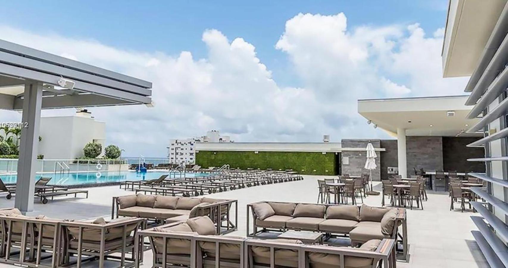 Global Rent Apart - Costa Hollywood Exterior photo